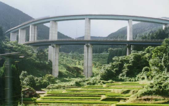 人吉ループ橋